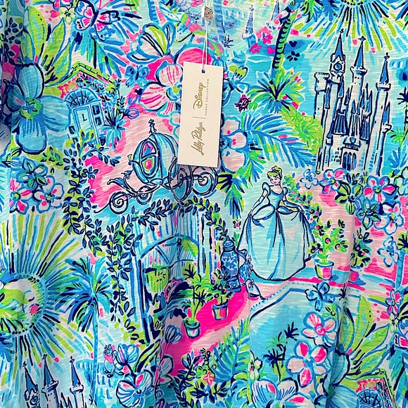 NWT Cinderella Lilly Pulitzer x Disney Parks Etta Tee Limited Edition Size Large - Picture 5 of 14